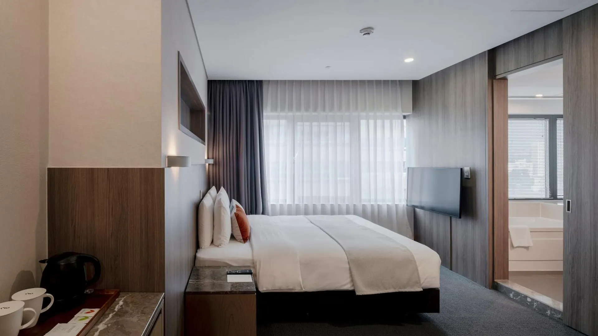 Amid Hotel Seoul South Korea