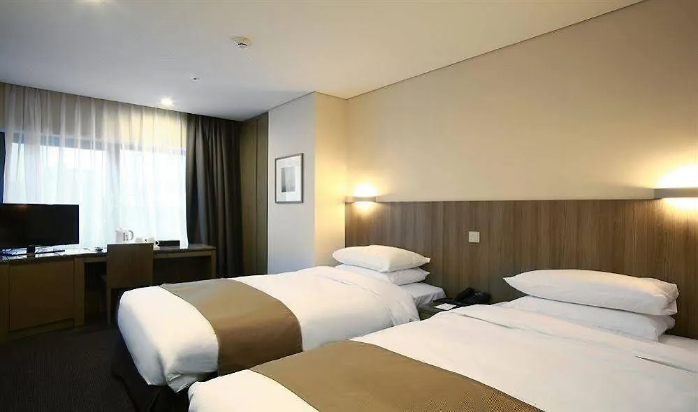Amid Hotel Seoul 4*,
